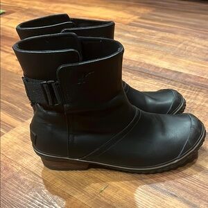 Sorel Women's Black Slimboot waterproof leather Boots